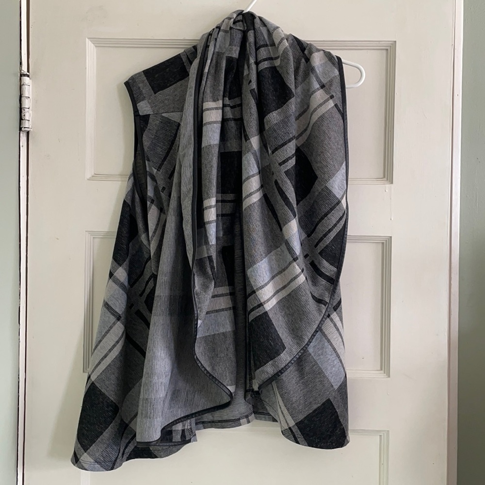 Large vest